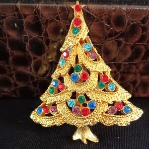 Vintage Xmas Tree Brooche